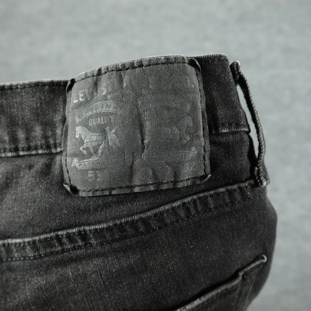 Levis these levi
